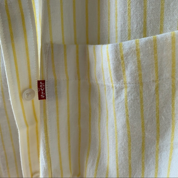 Levi's white striped  Shirt blouse size M - Picture 5 of 9